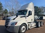 Used 2020 Freightliner Cascadia Detroit DD13 Semi Truck for sale #360408 - photo 3