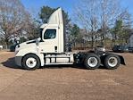 Used 2020 Freightliner Cascadia Detroit DD13 Semi Truck for sale #360408 - photo 4