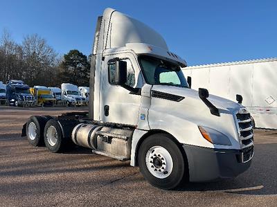 Used 2020 Freightliner Cascadia Detroit DD13 Semi Truck for sale #360410 - photo 1
