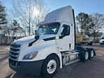 Used 2020 Freightliner Cascadia Detroit DD13 Semi Truck for sale #360410 - photo 3