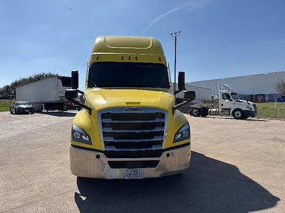 Used 2020 Freightliner Cascadia - photo 1