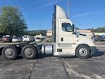 Used 2020 Freightliner Cascadia Detroit DD13 Semi Truck for sale #360537 - photo 7
