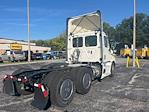 Used 2020 Freightliner Cascadia Detroit DD13 Semi Truck for sale #360541 - photo 7