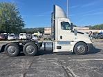 Used 2020 Freightliner Cascadia Detroit DD13 Semi Truck for sale #360541 - photo 8