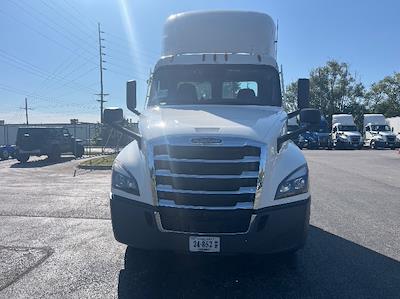 Used 2020 Freightliner Cascadia Detroit DD13 Semi Truck for sale #360548 - photo 2