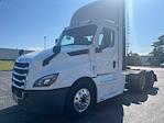Used 2020 Freightliner Cascadia Detroit DD13 Semi Truck for sale #360548 - photo 3