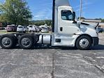 Used 2020 Freightliner Cascadia Detroit DD13 Semi Truck for sale #360549 - photo 8
