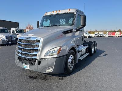 Used 2020 Freightliner Cascadia Detroit DD15AT Semi Truck for sale #360563 - photo 2