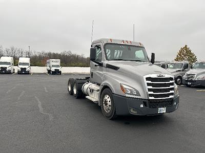 Used 2020 Freightliner Cascadia Detroit DD15AT Semi Truck for sale #360565 - photo 1