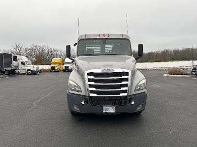 Used 2020 Freightliner Cascadia Detroit DD15AT Semi Truck for sale #360565 - photo 2