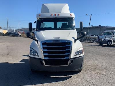Used 2020 Freightliner Cascadia Detroit DD13 Semi Truck for sale #360637 - photo 2