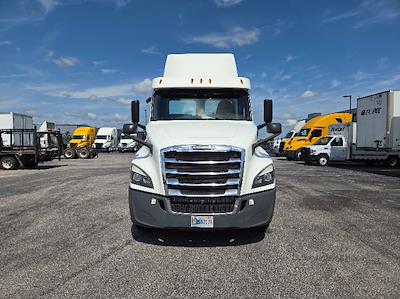 Used 2020 Freightliner Cascadia Detroit DD13 Semi Truck for sale #360642 - photo 2