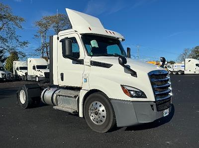 Used 2020 Freightliner Cascadia Detroit DD13 Semi Truck for sale #360646 - photo 1