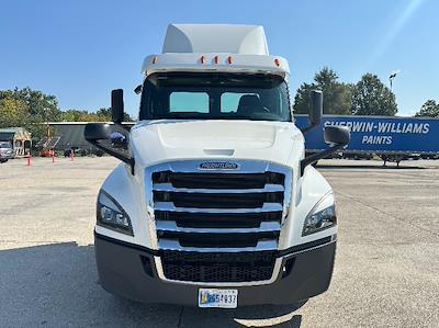 Used 2020 Freightliner Cascadia Detroit DD13 Semi Truck for sale #360648 - photo 2