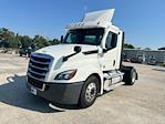 Used 2020 Freightliner Cascadia Detroit DD13 Semi Truck for sale #360648 - photo 3