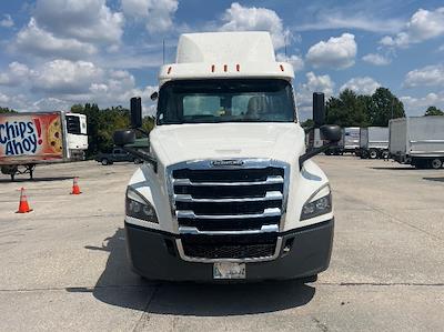 Used 2020 Freightliner Cascadia Detroit DD13 Semi Truck for sale #360650 - photo 2