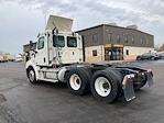 Used 2020 Freightliner Cascadia Detroit DD13 Semi Truck for sale #360660 - photo 5