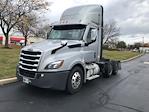 Used 2020 Freightliner Cascadia Detroit DD15AT Semi Truck for sale #360912 - photo 3