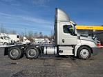 Used 2020 Freightliner Cascadia Detroit DD15AT Semi Truck for sale #360913 - photo 8