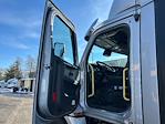 Used 2020 Freightliner Cascadia Detroit DD15AT Semi Truck for sale #360913 - photo 9