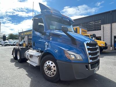 Used 2020 Freightliner Cascadia Detroit DD13 Semi Truck for sale #360955 - photo 1