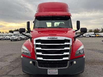 Used 2020 Freightliner Cascadia Detroit DD15AT Semi Truck for sale #360988 - photo 2