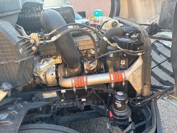 Used 2020 Freightliner Cascadia - photo 17
