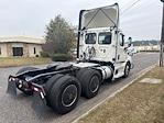 Used 2020 Freightliner Cascadia Detroit DD13 Semi Truck for sale #361028 - photo 7