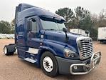 Used 2020 Freightliner Cascadia Detroit DD15AT Semi Truck with Sleeper Cab for sale #361082 - photo 1