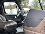 Used 2020 Freightliner Cascadia Detroit DD15AT Semi Truck with Sleeper Cab for sale #361082 - photo 15