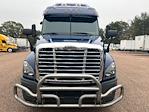 Used 2020 Freightliner Cascadia Detroit DD15AT Semi Truck with Sleeper Cab for sale #361082 - photo 2