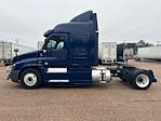 Used 2020 Freightliner Cascadia Detroit DD15AT Semi Truck with Sleeper Cab for sale #361082 - photo 4