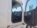 Used 2020 Freightliner Cascadia Detroit DD15AT Semi Truck with Sleeper Cab for sale #361238 - photo 13