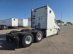 Used 2020 Freightliner Cascadia Detroit DD15AT Semi Truck with Sleeper Cab for sale #361238 - photo 7