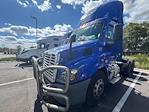 Used 2020 Freightliner Cascadia Detroit DD13 Semi Truck for sale #361389 - photo 3