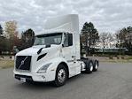 Used 2020 Volvo VNR Volvo D13 Semi Truck for sale #361713 - photo 3