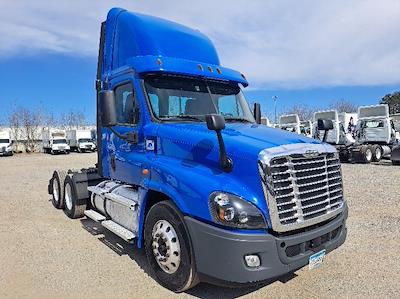 Used 2020 Freightliner Cascadia - photo 1