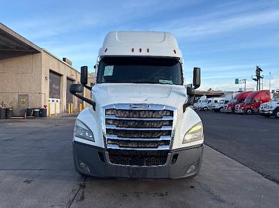 Used 2020 Freightliner Cascadia - photo 1