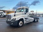 Used 2020 Freightliner Cascadia Detroit DD15 Semi Truck for sale #362788 - photo 3