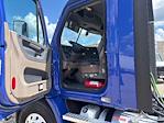 Used 2020 Freightliner Cascadia Detroit DD13 Semi Truck for sale #363332 - photo 9
