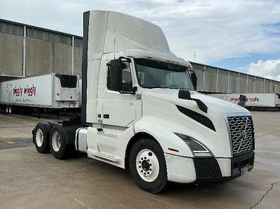 Used 2020 Volvo VNL Volvo D13 Semi Truck for sale #363446 - photo 1