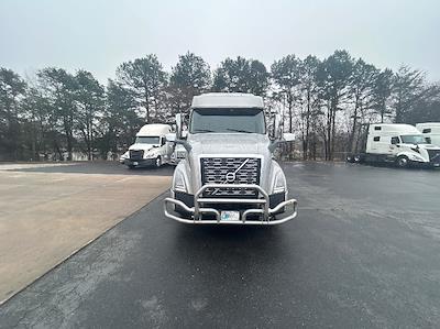 Used 2020 Volvo VNL - photo 1