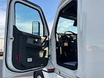 Used 2021 Freightliner Cascadia Detroit DD15AT Semi Truck with Sleeper Cab for sale #363788 - photo 9