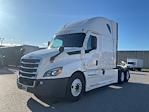 Used 2021 Freightliner Cascadia Detroit DD15AT Semi Truck with Sleeper Cab for sale #363793 - photo 3