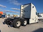 Used 2021 Freightliner Cascadia Detroit DD15AT Semi Truck with Sleeper Cab for sale #363793 - photo 7