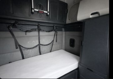 Used 2020 Freightliner Cascadia - photo 19