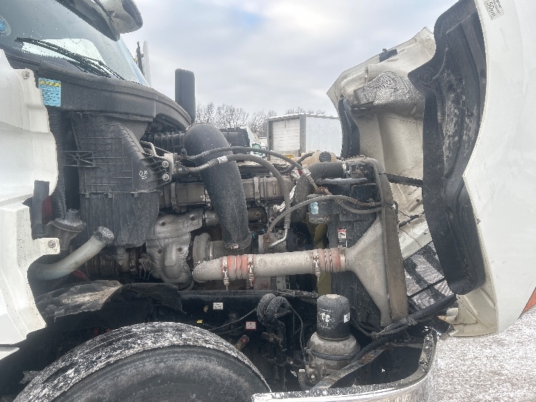 Used 2020 Freightliner Cascadia - photo 21