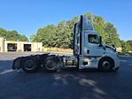 Used 2020 Freightliner Cascadia Detroit DD13 Semi Truck for sale #364067 - photo 8