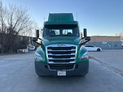 Used 2020 Freightliner Cascadia Detroit DD13 Semi Truck for sale #364150 - photo 2