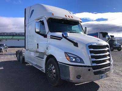 Used 2020 Freightliner Cascadia Detroit DD16 Semi Truck with Sleeper Cab for sale #364169 - photo 1